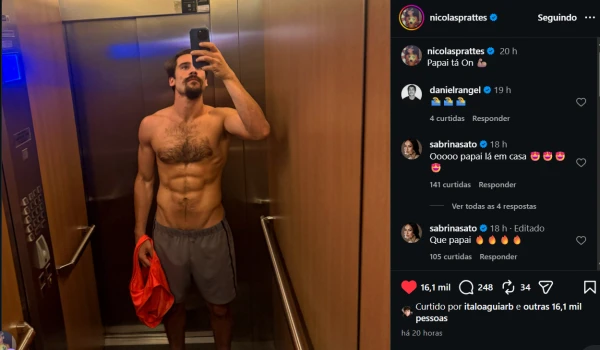 Nicolas Prattes exibe peitoral em foto sem camisa e comentário de Sabrina Sato dá o que falar 34 6DomiaQjApJ3cA2sqs5jLPpPF1Qjh2CJunc5AEtM