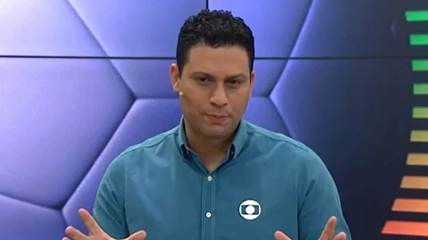 Jornalista com carreira na TV Globo é socorrido às pressas após ser encontrado em surto psicótico 34 s3ervhjeG6DQGXU5BmKmnbcH9UtRJ2rSddCqoy3f