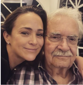 Pai de Gabriela Duarte mantém profissão discreta e barrou carreira mirim da filha por esse motivo 34 tLFYLRzWeHR0zCQkvboq1ToKfCluNf4EM53wo2qE