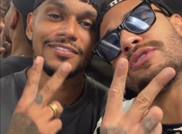 Neymar não foge de polêmica e revela voto com gesto enigmático 34 131802202610056ac3cdba9f65d