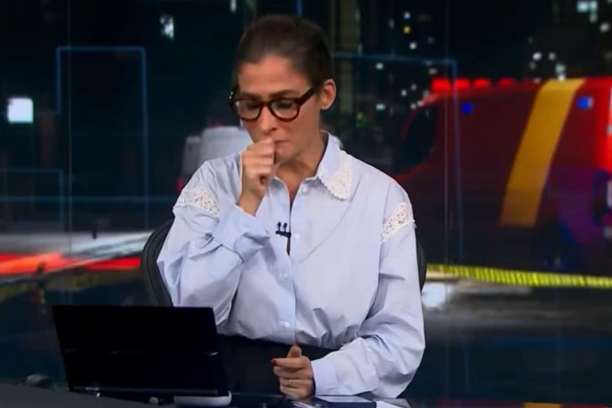 Vídeo mostra crise de tosse de Renata Vasconcellos ao vivo no JN; veja o que aconteceu em seguida