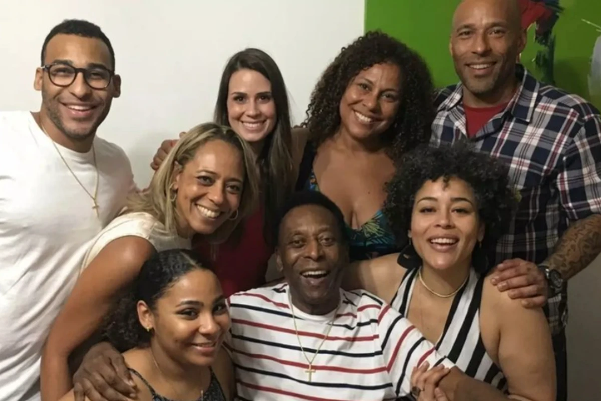 Herdeiros de Pelé não receberam um centavo da fortuna deixada pelo jogador; valores vêm à tona