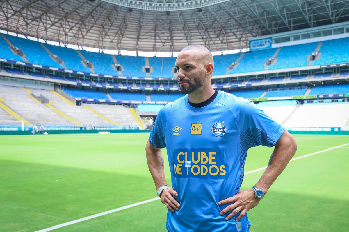 Santos contratando Weverton envolvendo troca de jogadores pode acontecer